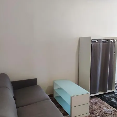 Studio Pour Une Deux Personnes La Courneuve Extérieur photo